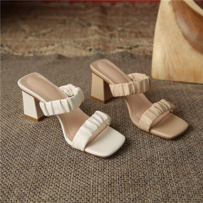 Sérénité Chic – Sandales à Talon Confort et Détail Raffiné